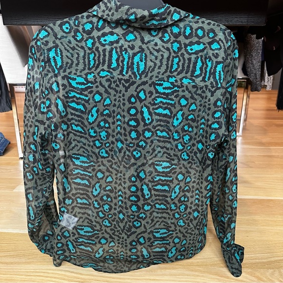 EQUIPMENT Animal Print Blouse - Torn Sleeve (read description) - Picture 4 of 4